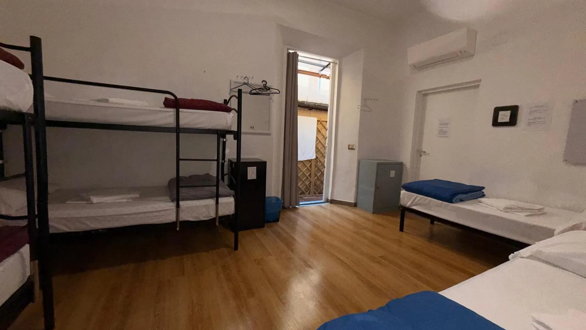 Albergue My Friends Florencia Hostal